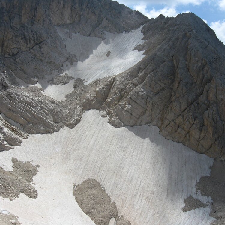Il ghiaccio del Calderone sugli Appennini abruzzesi | © Wikimedia
